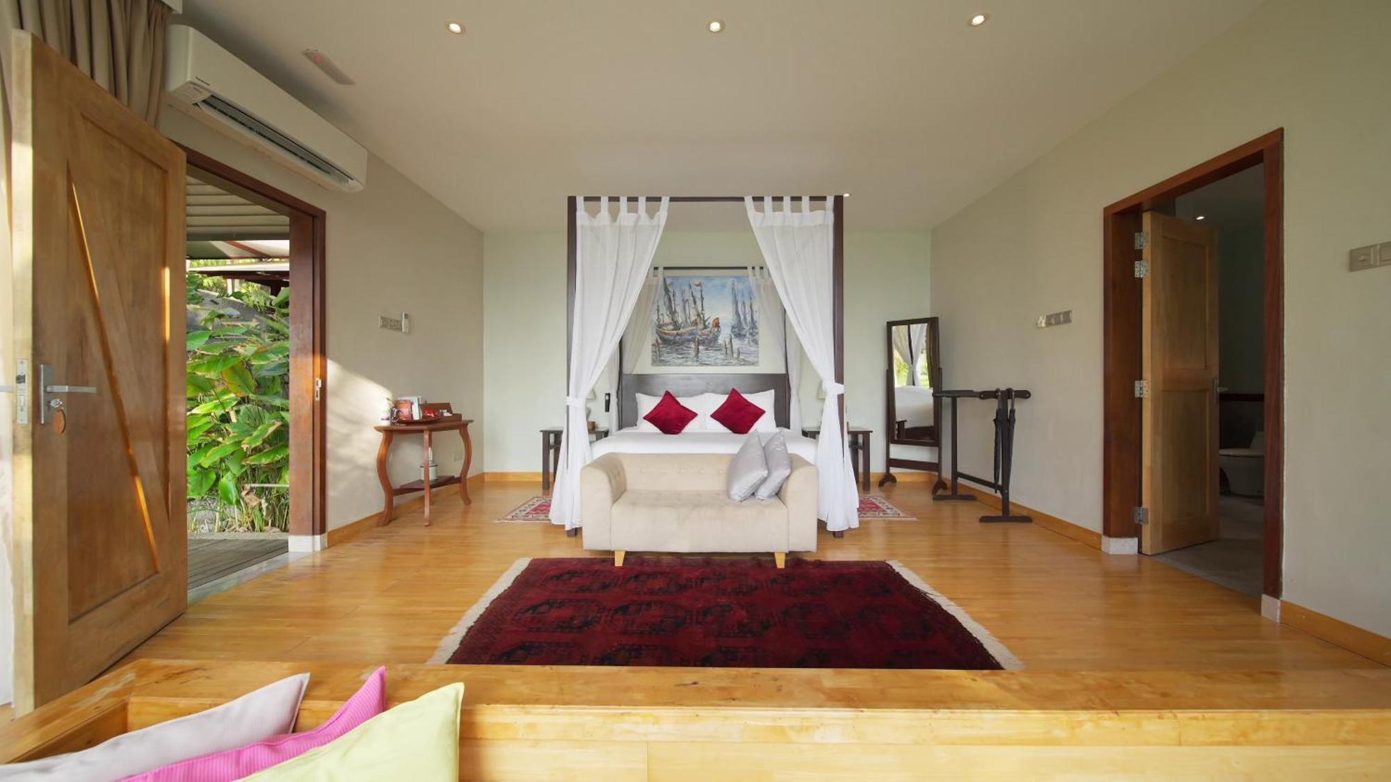 Ambong Pool - Private Pool Villa *