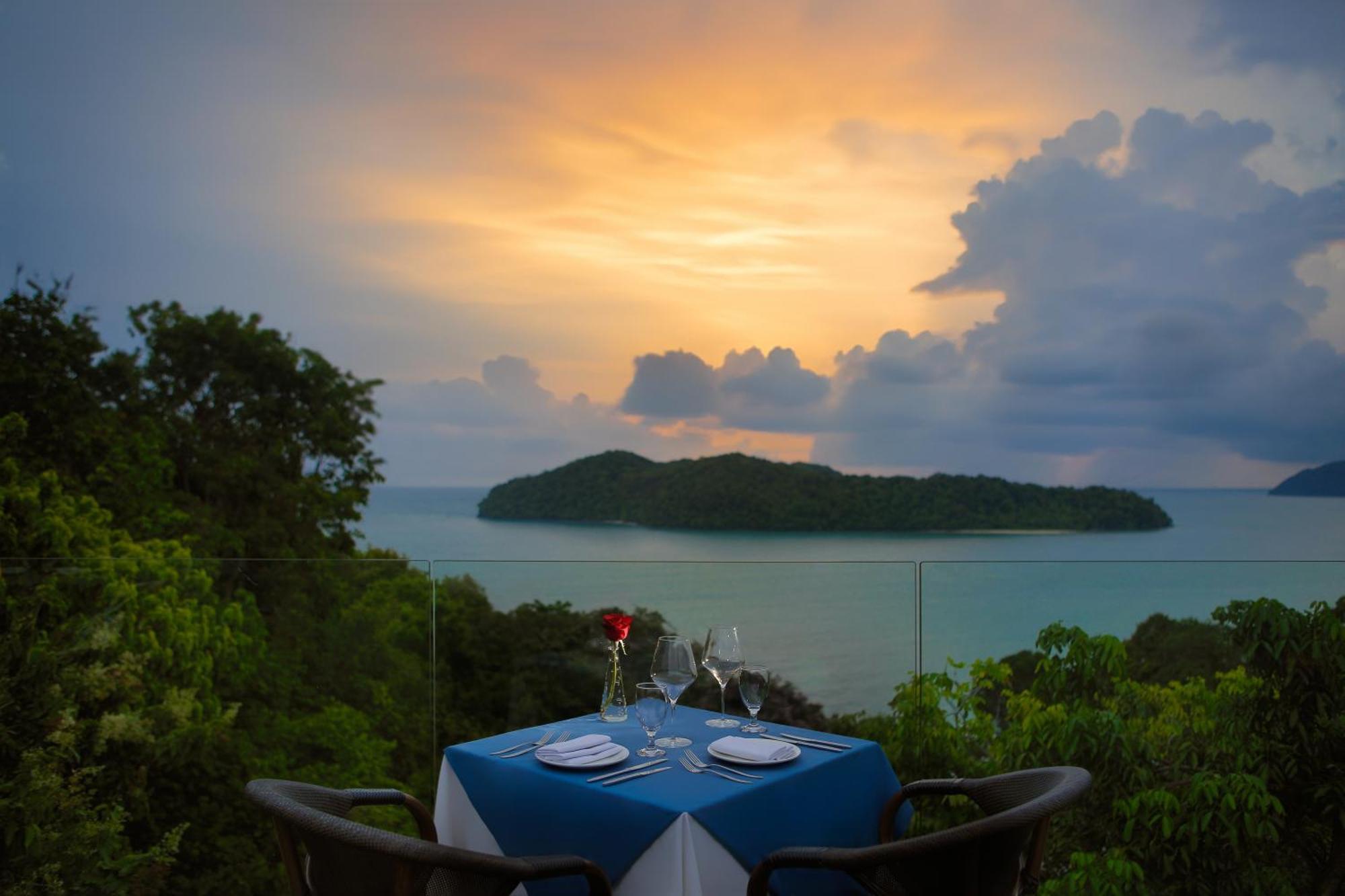 Ambong Pool - Private Pool Villa Pantai Cenang (Langkawi)