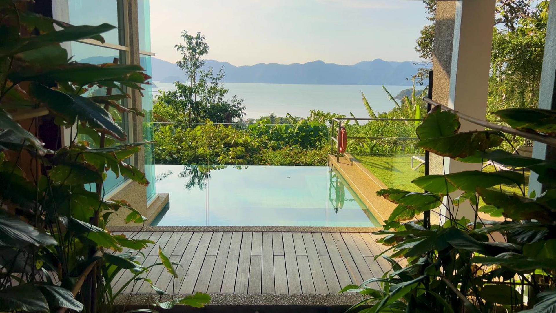 Ambong Pool - Private Pool Villa