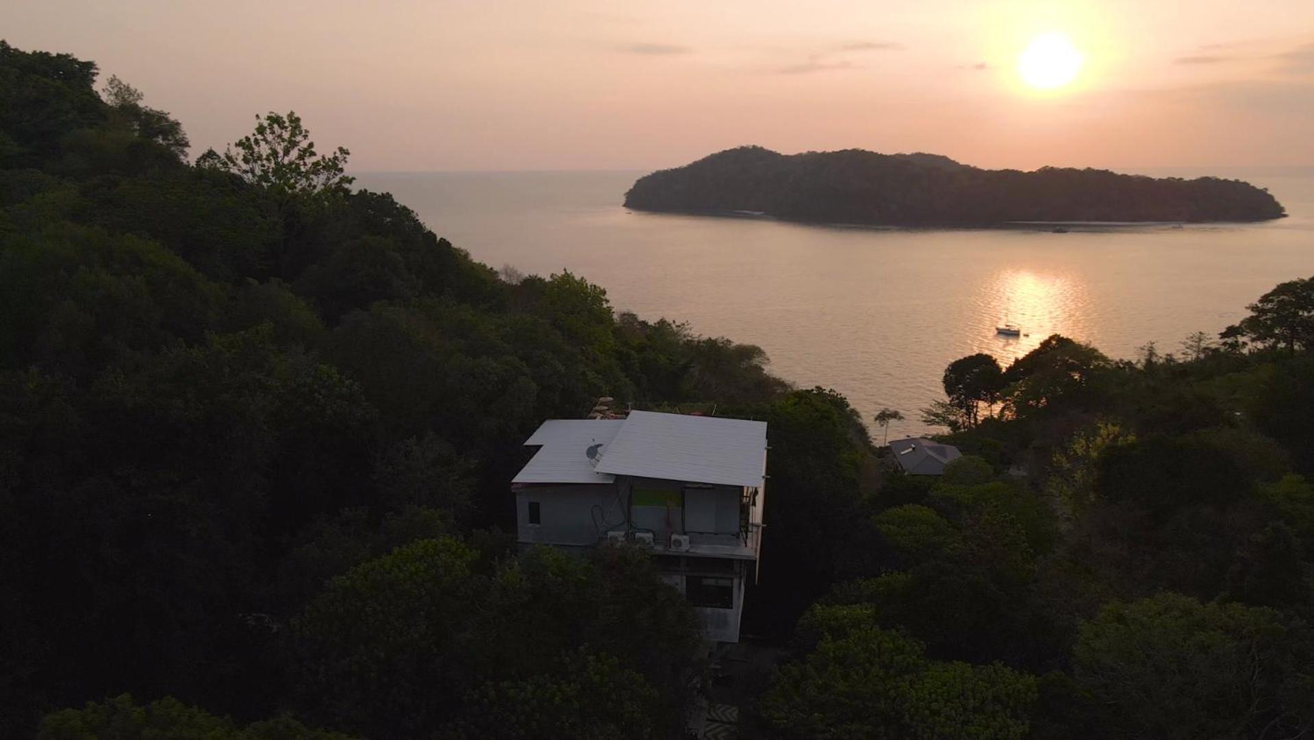 Ambong Pool - Private Pool Villa Pantai Cenang (Langkawi)