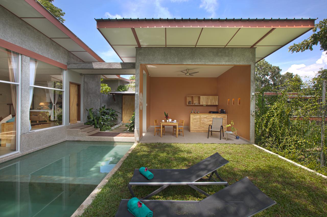 Ambong Pool - Private Pool