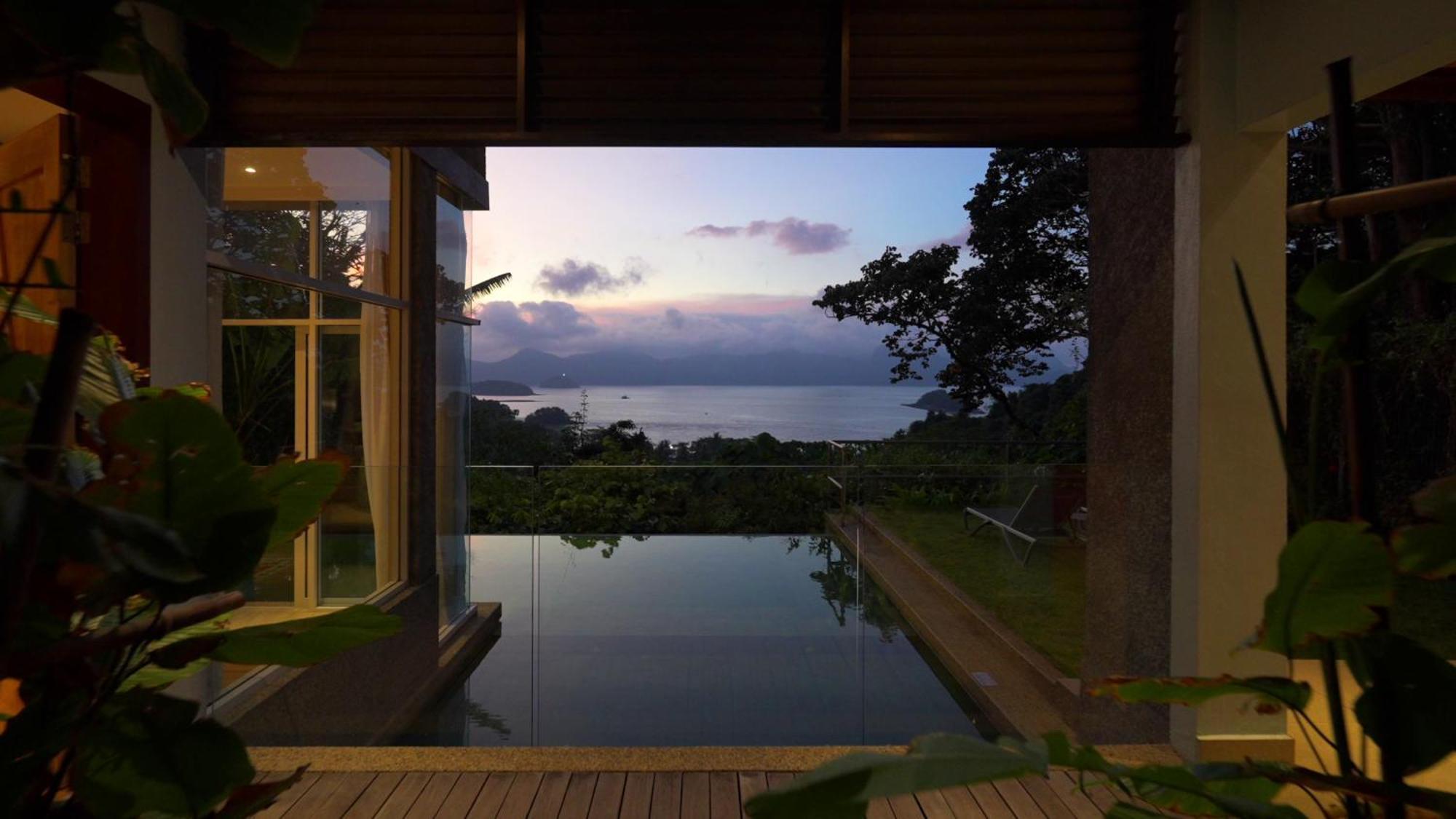 Villa Ambong Pool - Private Pool