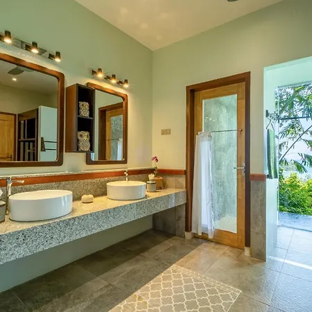 Ambong Pool Villas - Private Pool Pantai Cenang  Exterior photo