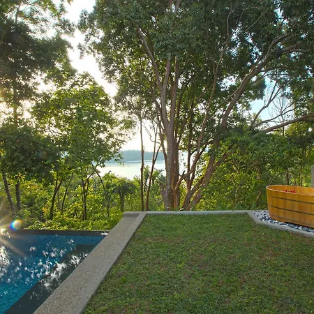 Ambong Pool Villas - Private Pool Pantai Cenang  Exterior photo